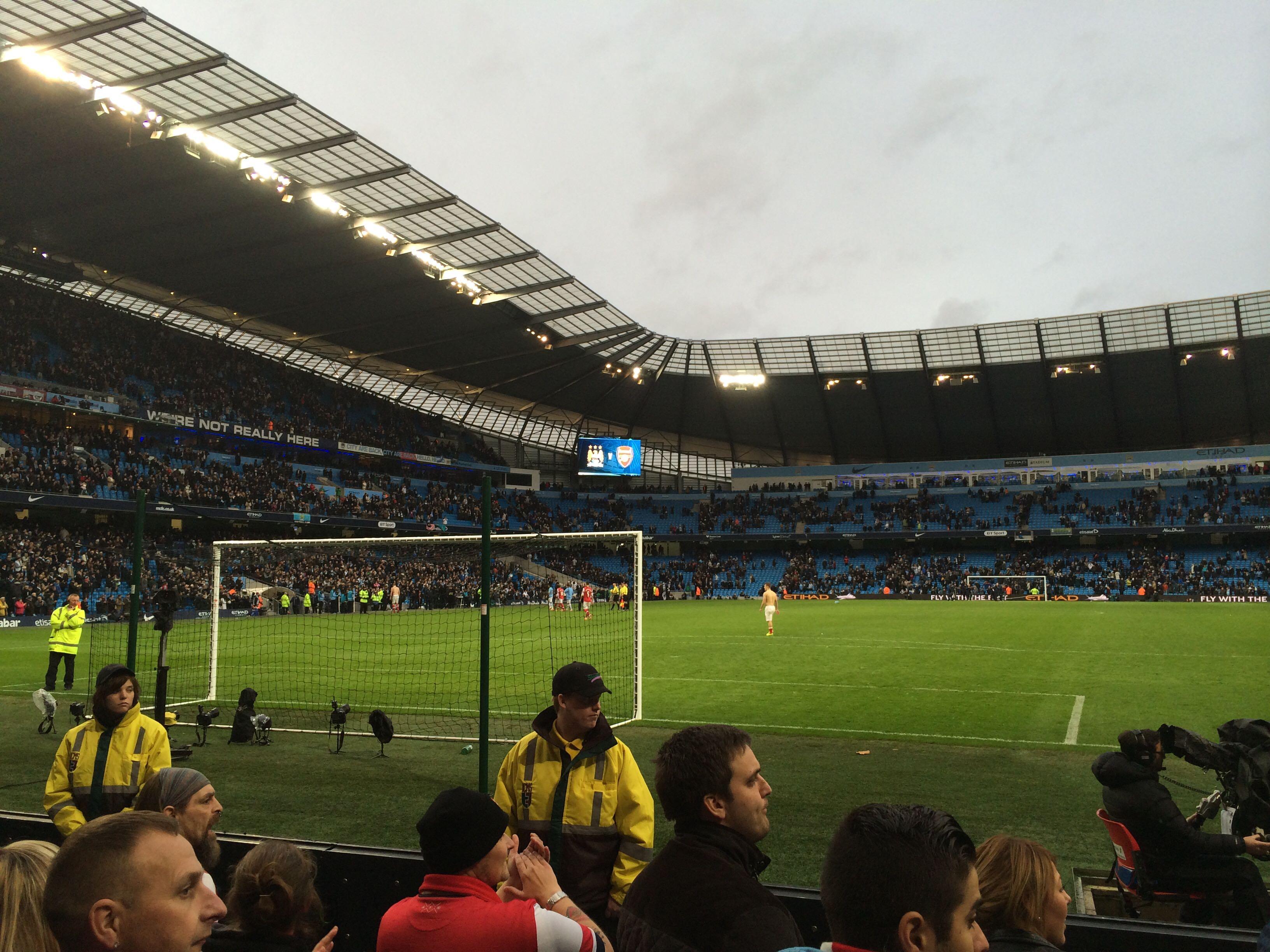 他善于观察 他善于观察